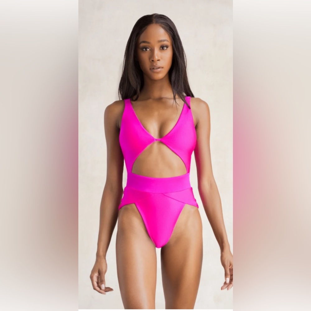 NWOT MBM hot pink one piece bathing suit
